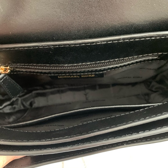 New MICHAEL Kors Sloan Editor Leather Shoulder Bag - Picture 10 of 10